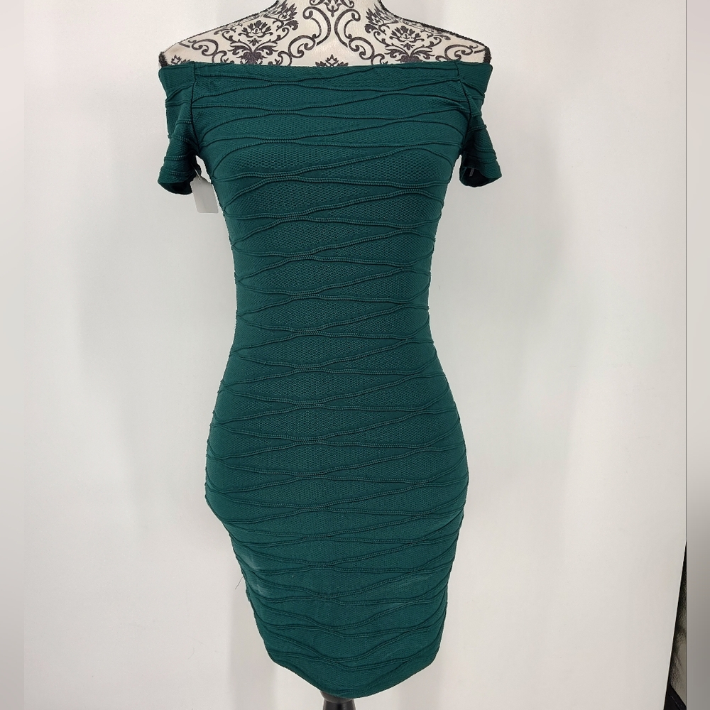 Lovely Day Off The Shoulder Mini Sheath Dress Emerald Green Women's Size Medium